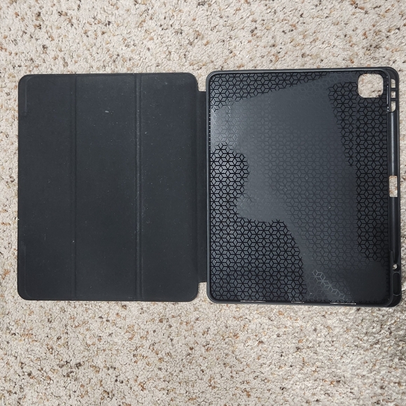 Other - iPad Pro 12.9 Black Case (5th/6th Gen)